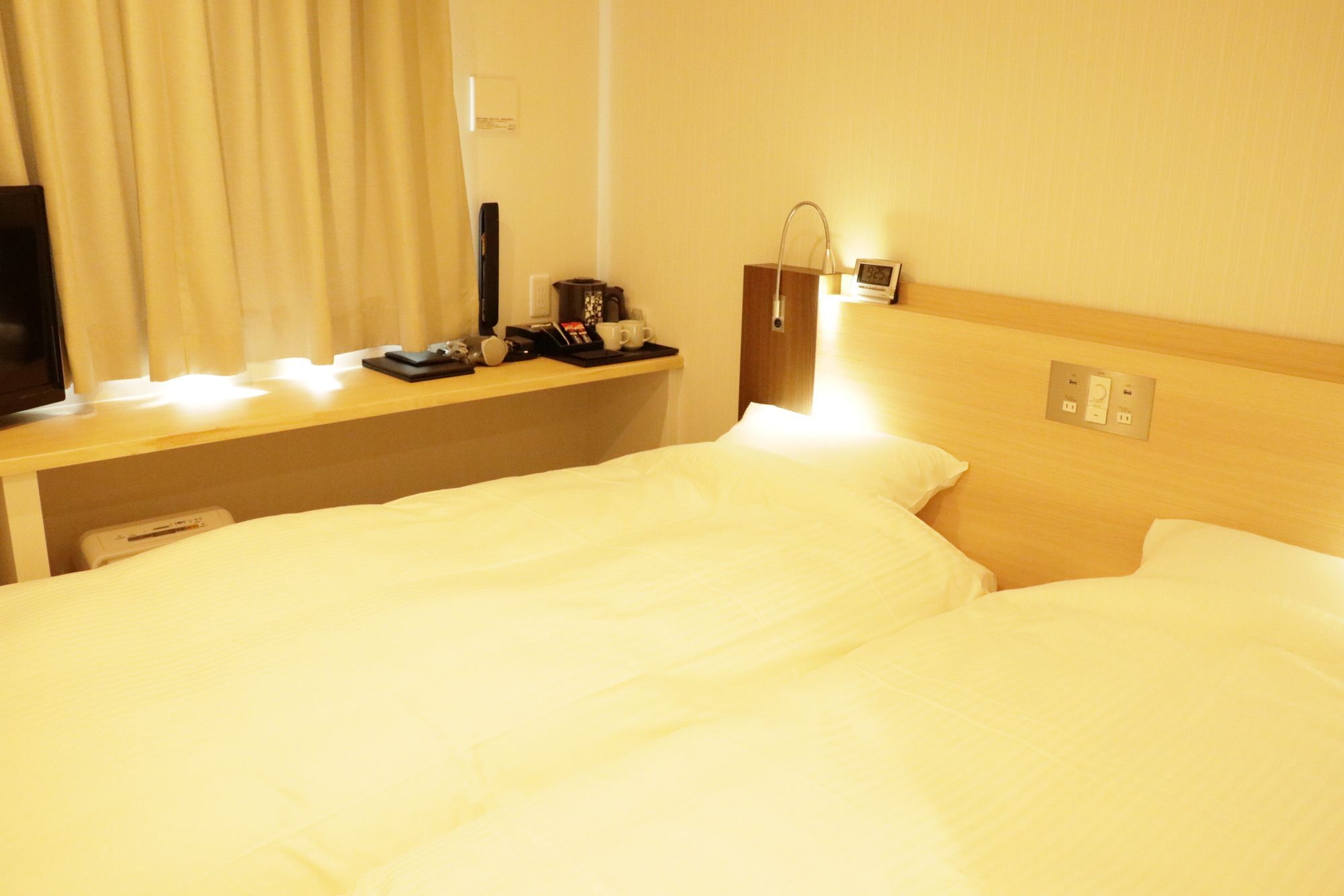 Toyotomi Inn 難波高津 Osaka Bagian luar foto