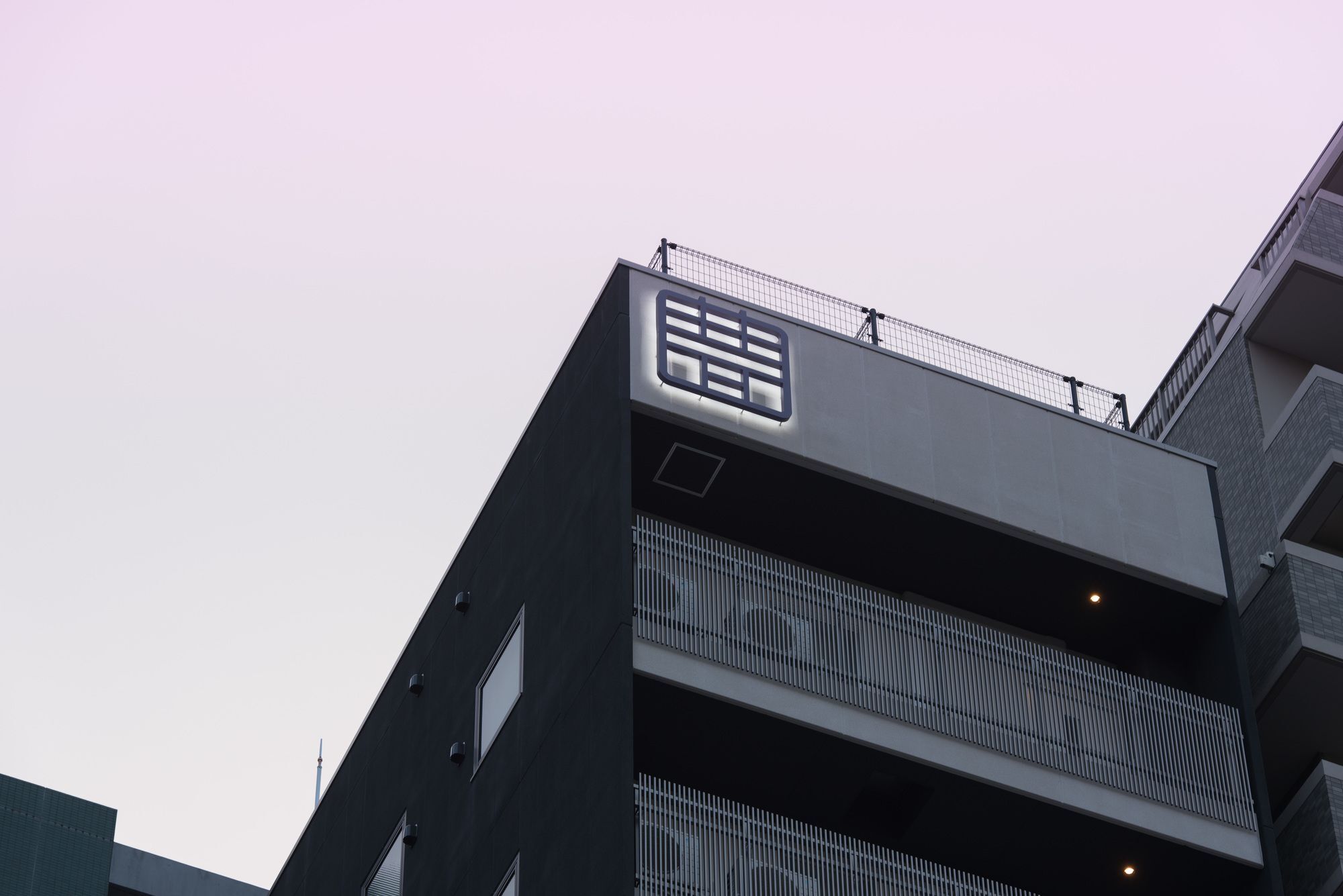 Toyotomi Inn 難波高津 Osaka Bagian luar foto