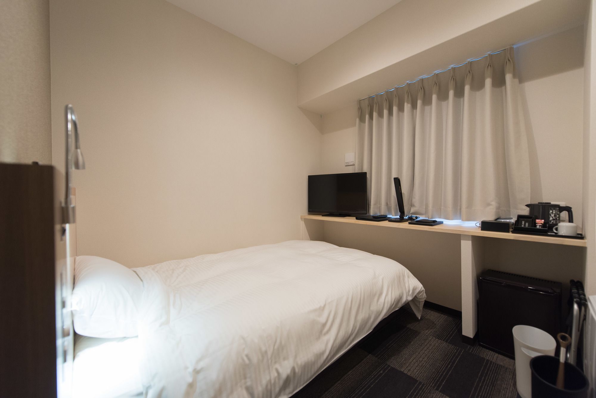 Toyotomi Inn 難波高津 Osaka Bagian luar foto